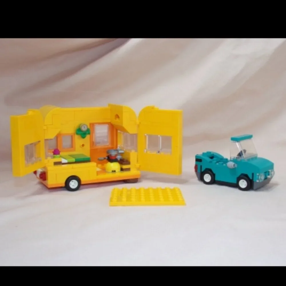 LEGO Animal Crossing 77054 Leif's Car & Live in Garden Trailer & Manual No Minis